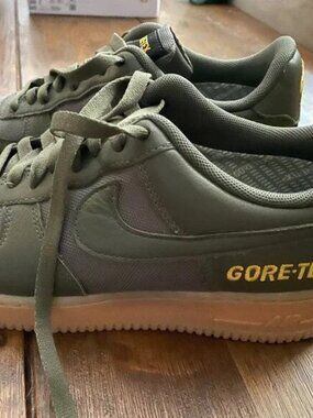 Nike Air Force Low 1 GTX Shoes Men's 7.5